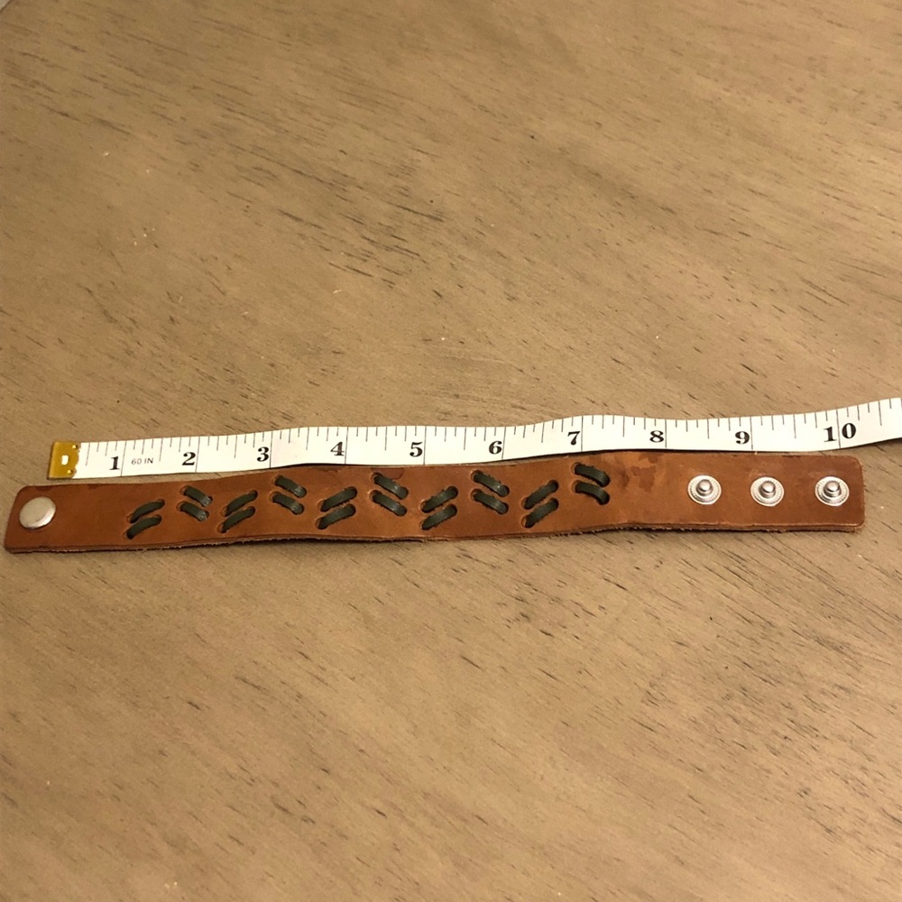 Men’s Jewelry - Brown Leather Bracelet with Black Accents - Picture 14 of 14